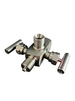 БКН2-36-12Х18Н10Т Блок клапанный 2-х вент. G1/2"(Н)/G1/2"(В)/М20х1,5(Н) УТ000017761